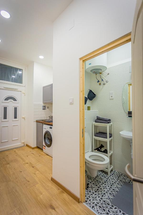 Apartamento Cosy Flat In The Dob Street - Sapphire Budapest Exterior foto